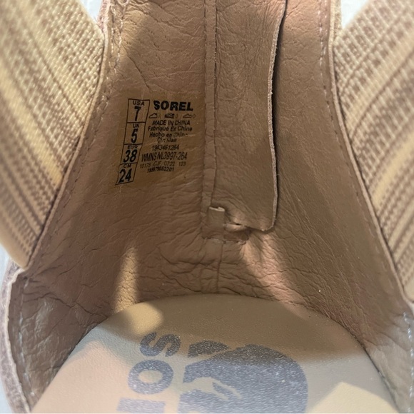 SOREL NWT Women's Platform Sandals in Taupe and White Size 7 - Picture 7 of 15